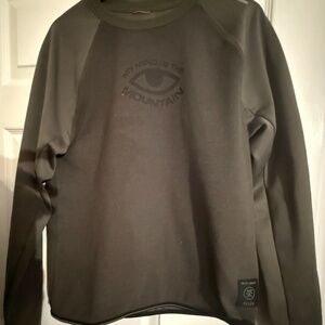 Roark White Cloud Active Crew“My Mind Is The Mountain” – Size Medium